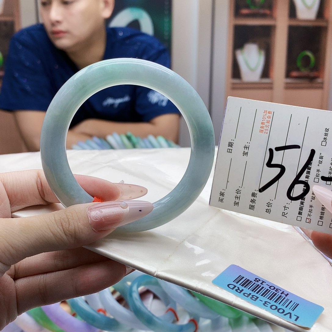 未镶嵌手镯翡翠bnn