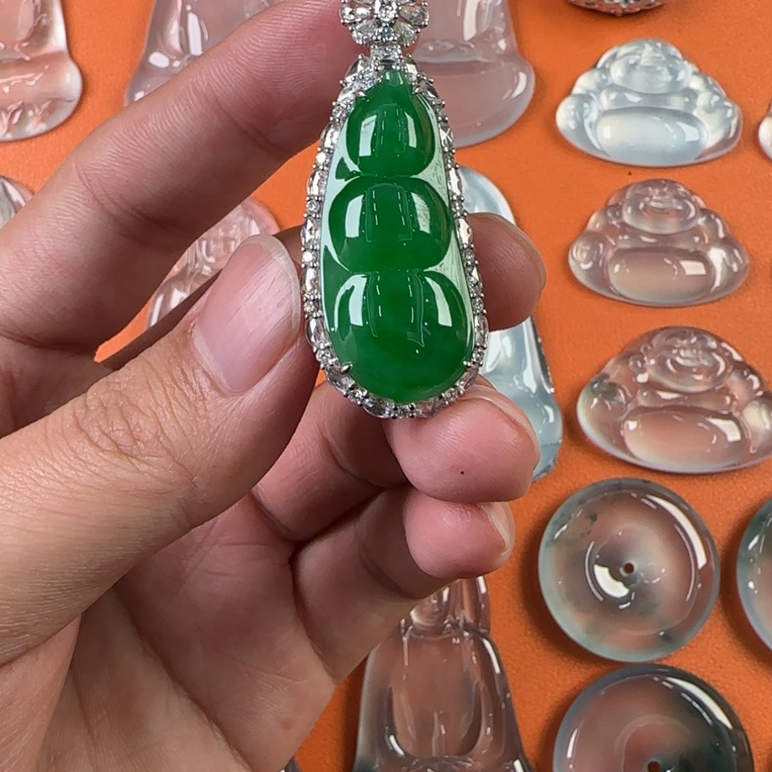 定制翡翠未镶嵌天然