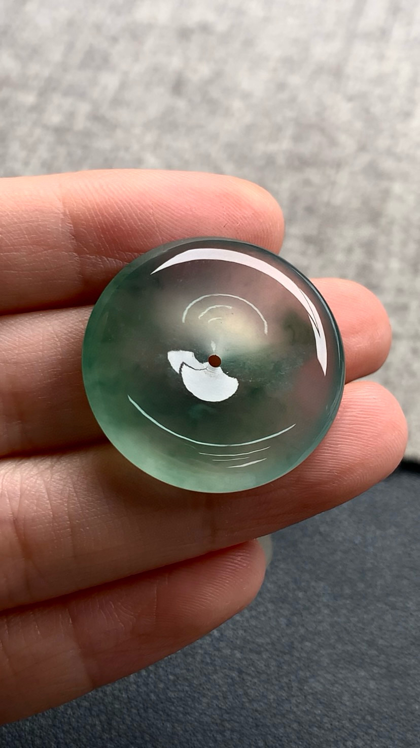 天然A货缅甸翡翠 平安扣 尺寸 : 25.7-5.1