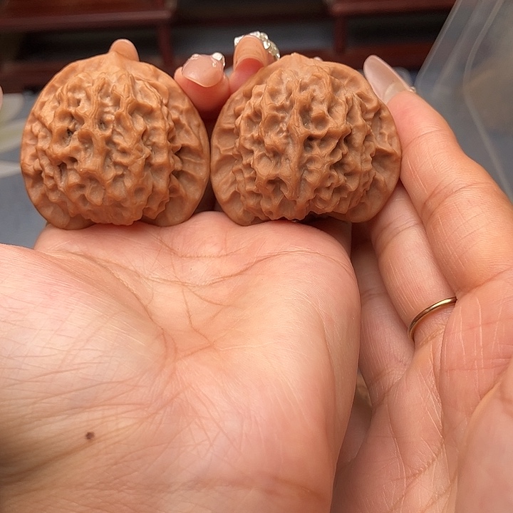 文玩核桃把件玄月42