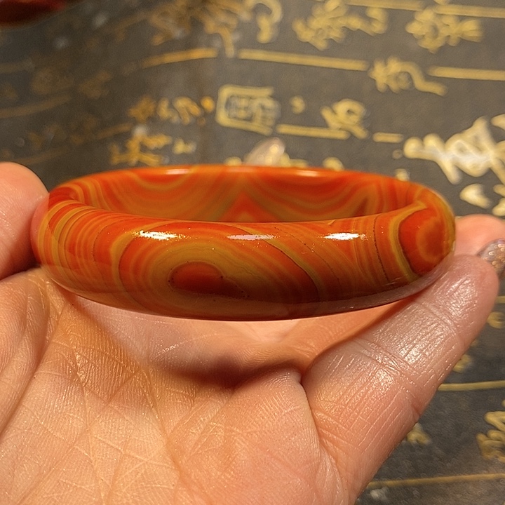 玛瑙/玉髓手镯未镶嵌君*