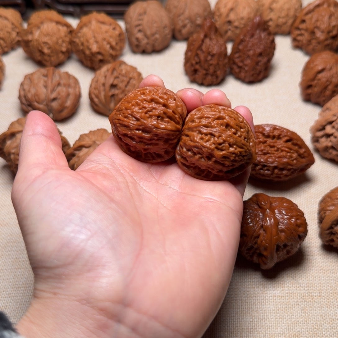 核***天文玩核桃吊坠34尺寸全品小金牛核桃