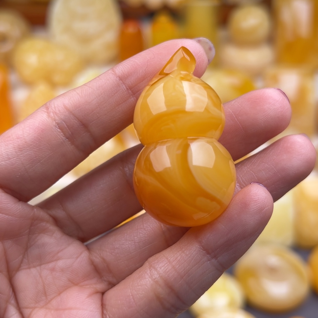 琥珀颈饰未镶嵌纯天然琥珀蜜蜡无优化
