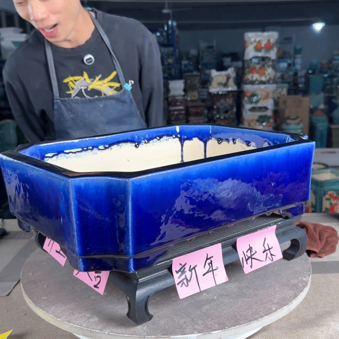 一风堂石湾花盆。微瑕