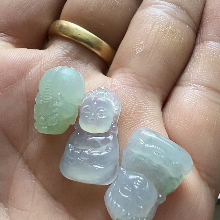 懒***恒未镶嵌定制翡翠三件