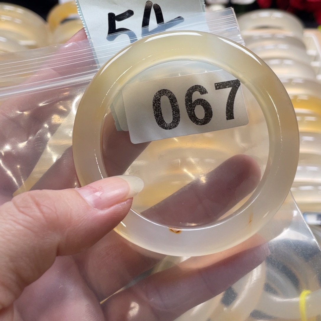 玛瑙/玉髓未镶嵌手镯