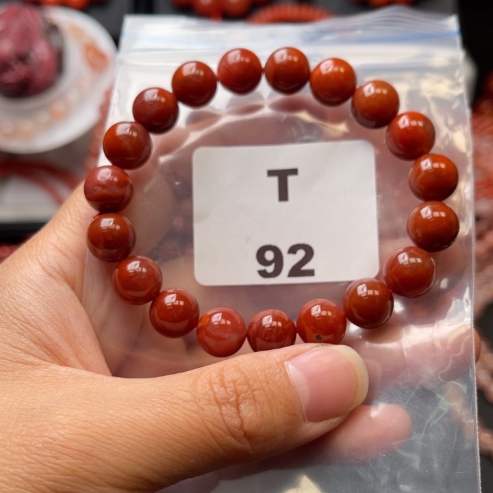 南红玛瑙未镶嵌多样性发货默认微瑕称重10mm