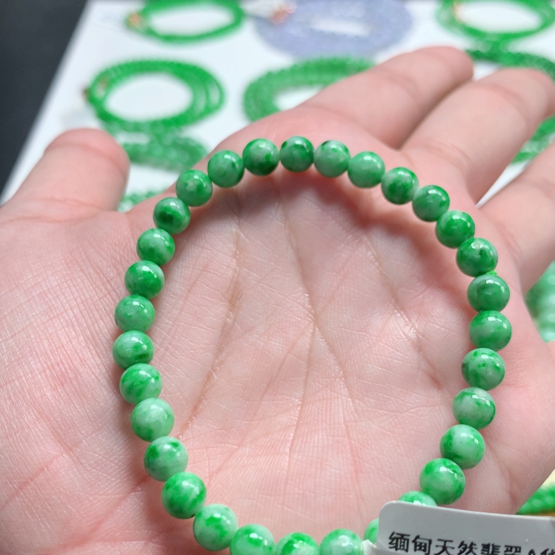 翡翠未镶嵌手链翡翠