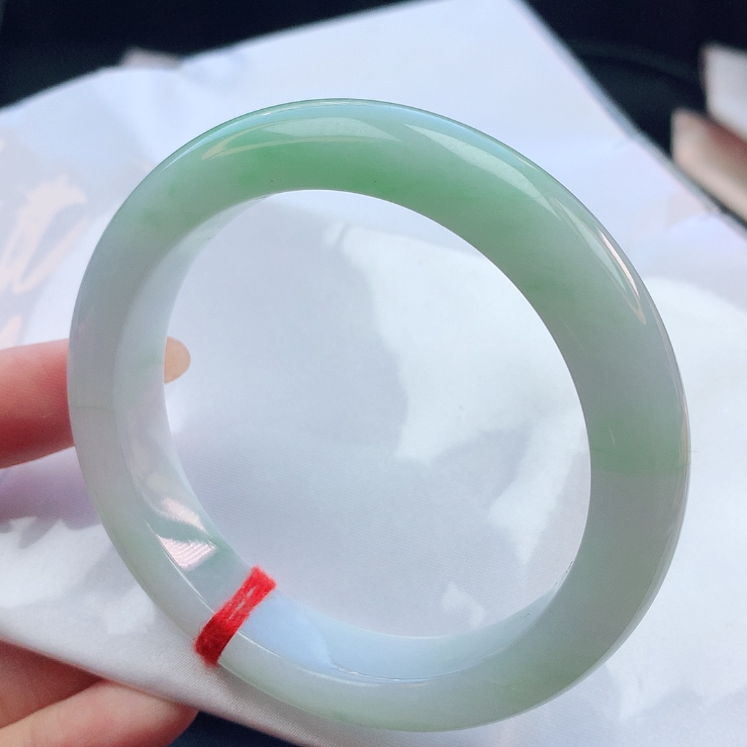 翡翠手镯未镶嵌58圈口329013