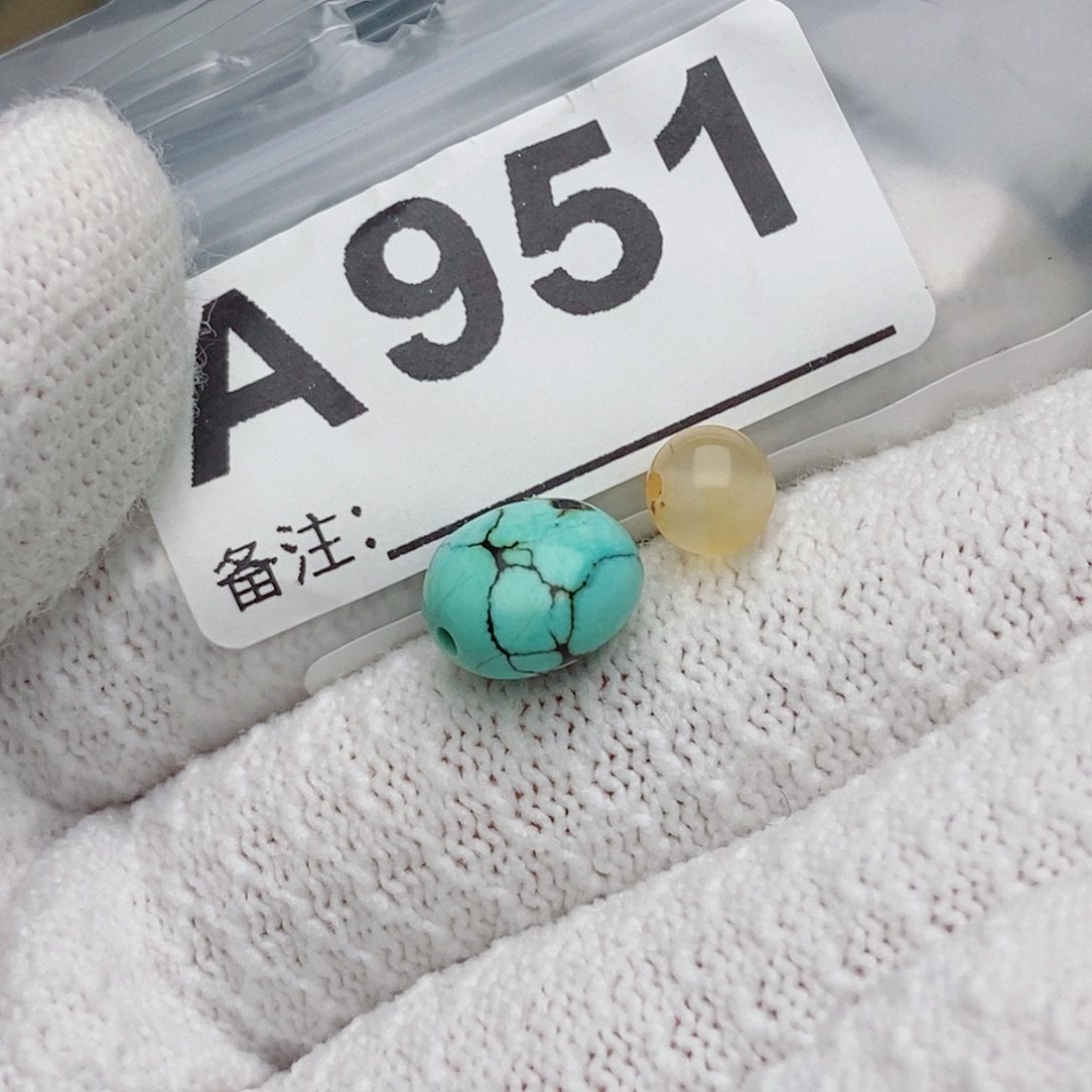 未镶嵌南红玛瑙珠宝奇石
