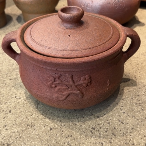ღ****A手工土砂锅3.5升梅花