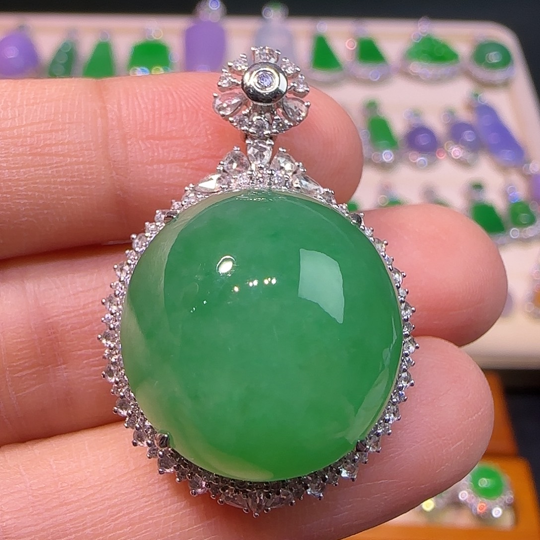 翡翠18K金镶嵌吊坠(不含链)