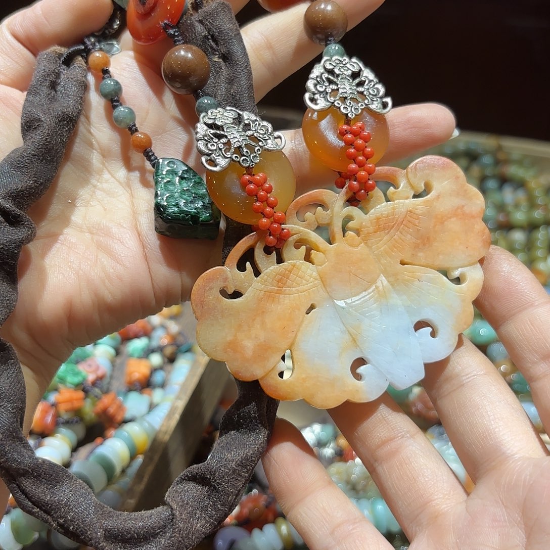 翡翠未镶嵌颈饰原创