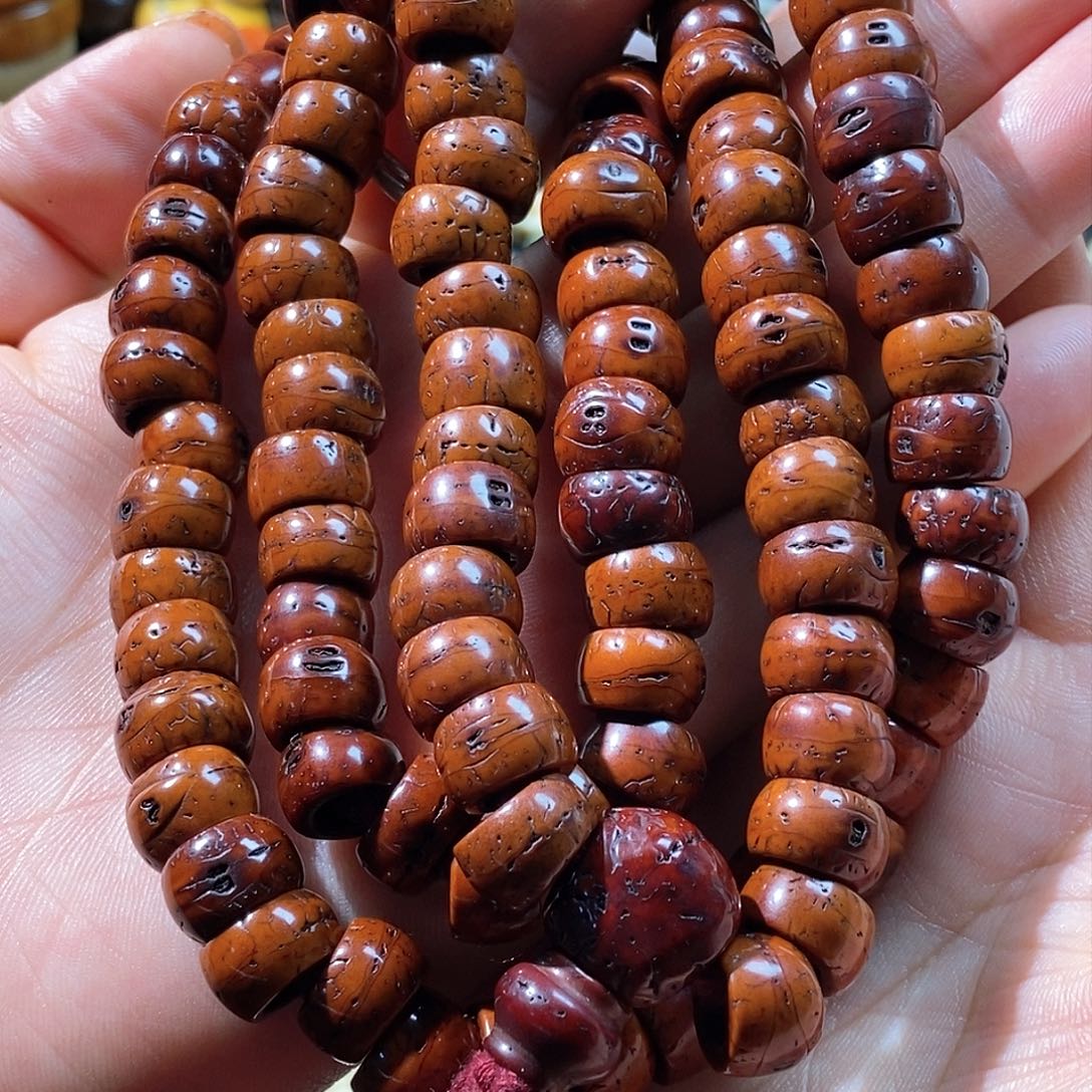 贝壳手串/手链…………………………………………