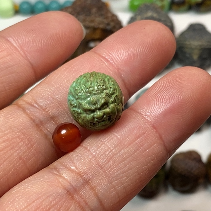 南红玛瑙未镶嵌颈饰