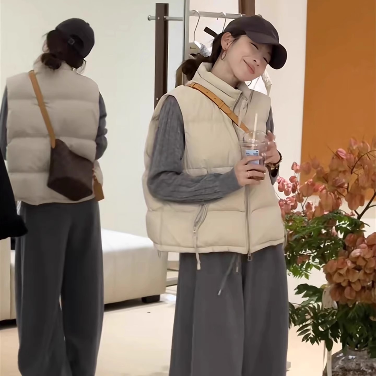 羽绒马甲女短款背心秋冬2025新款叠穿洋气宽松小个子坎肩外穿马夹