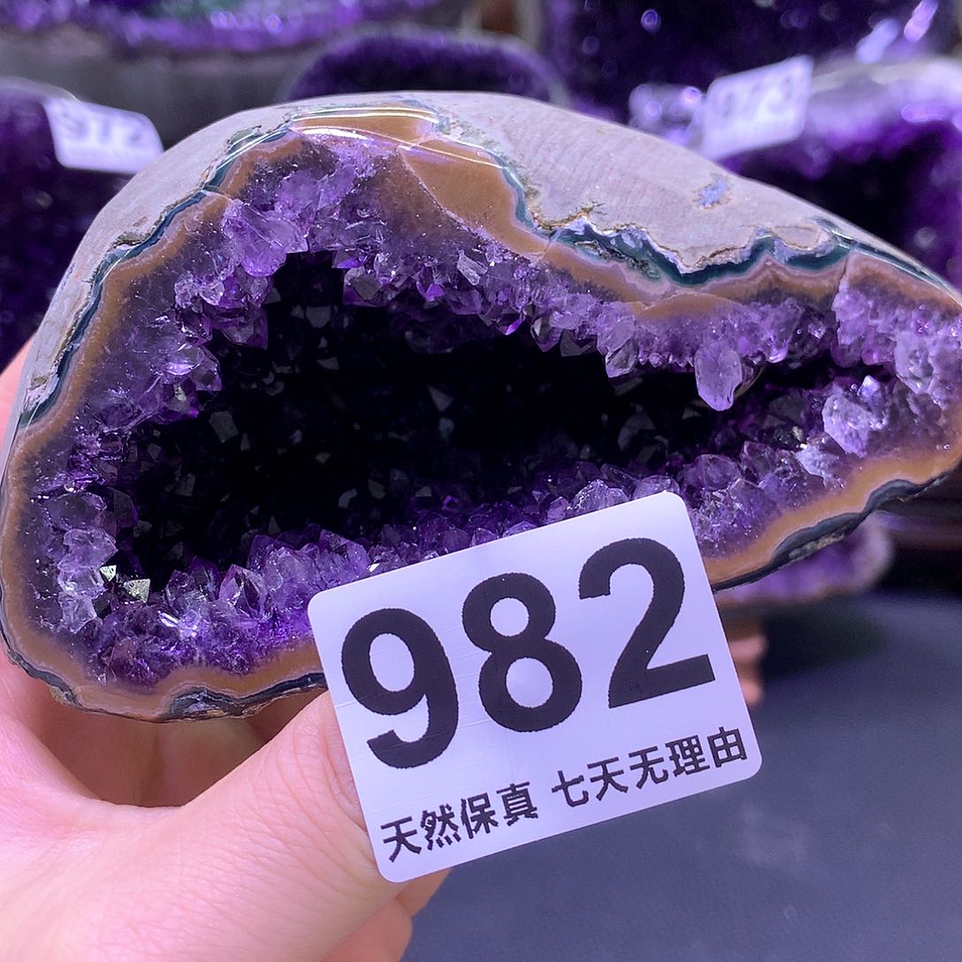 水晶摆件未镶嵌水晶