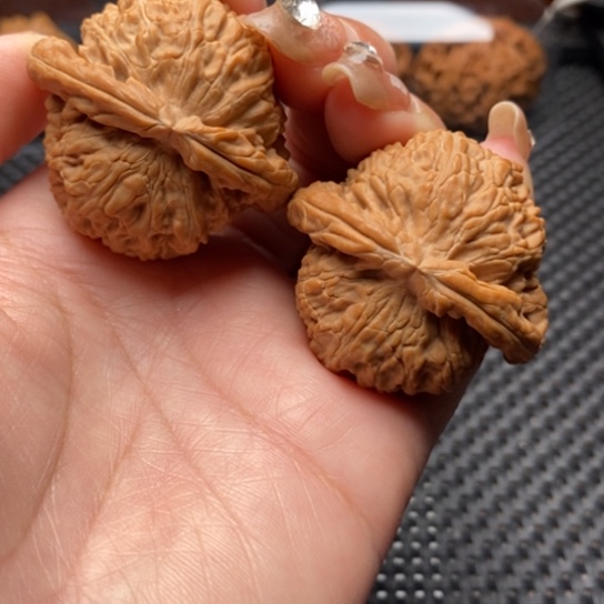 文玩核桃吊坠44全品白狮子