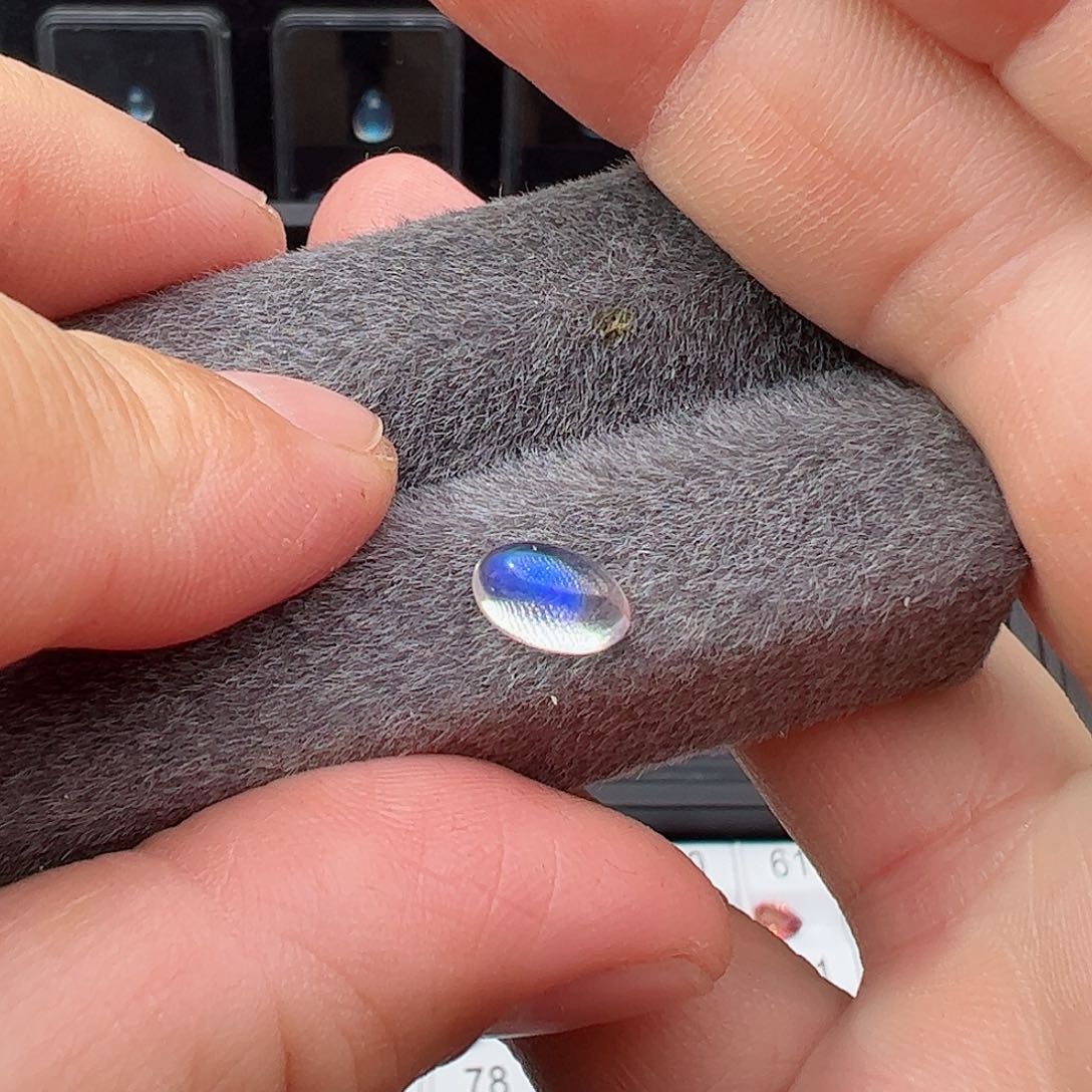 月光石裸石未镶嵌1.49克拉