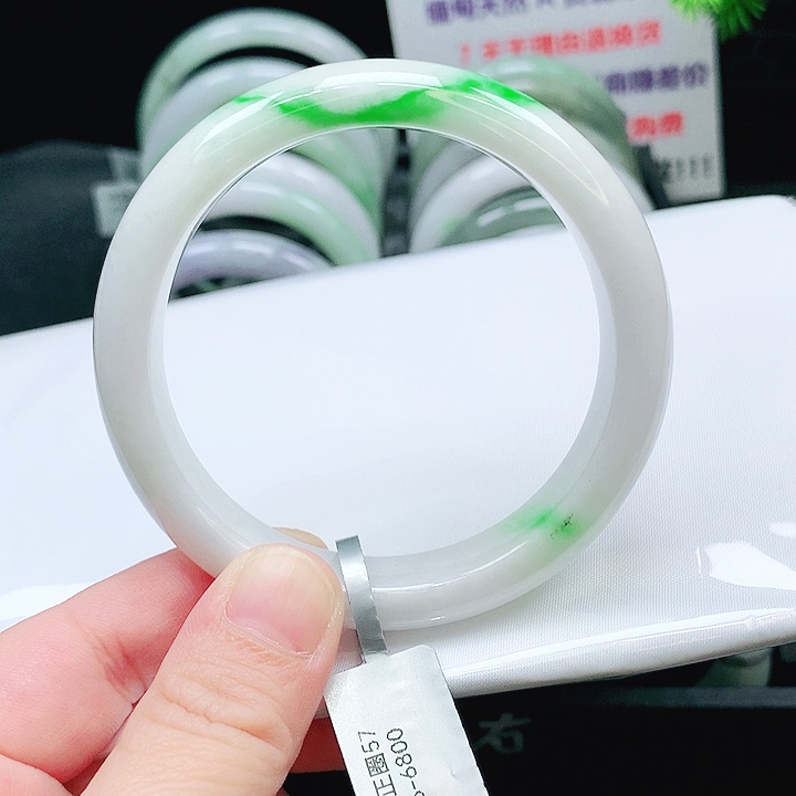翡翠未镶嵌手镯06