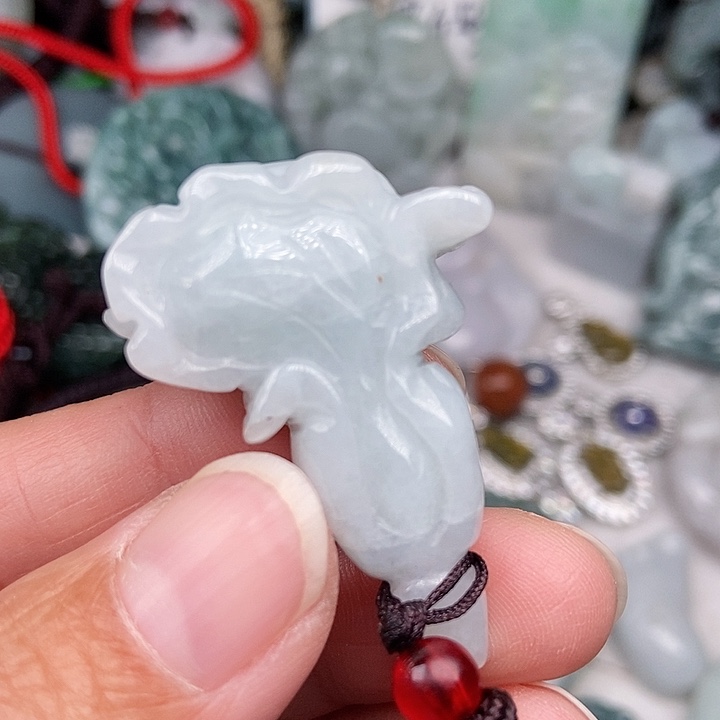 颈饰未镶嵌翡翠翡翠