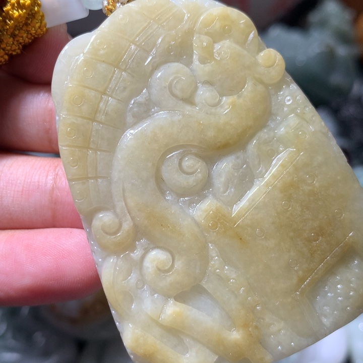 翡翠未镶嵌颈饰保真天然a货翡翠