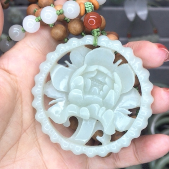 和田玉（青白玉）颈饰未镶嵌