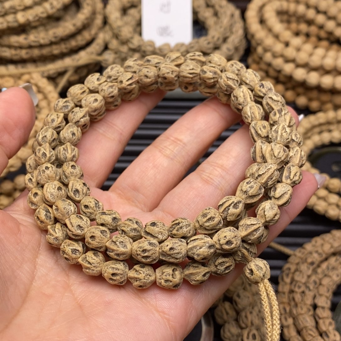 柏香籽/百香籽吊坠托*张