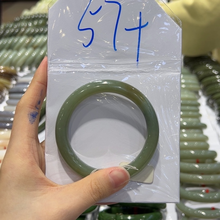 和田玉（糖玉）手镯未镶嵌