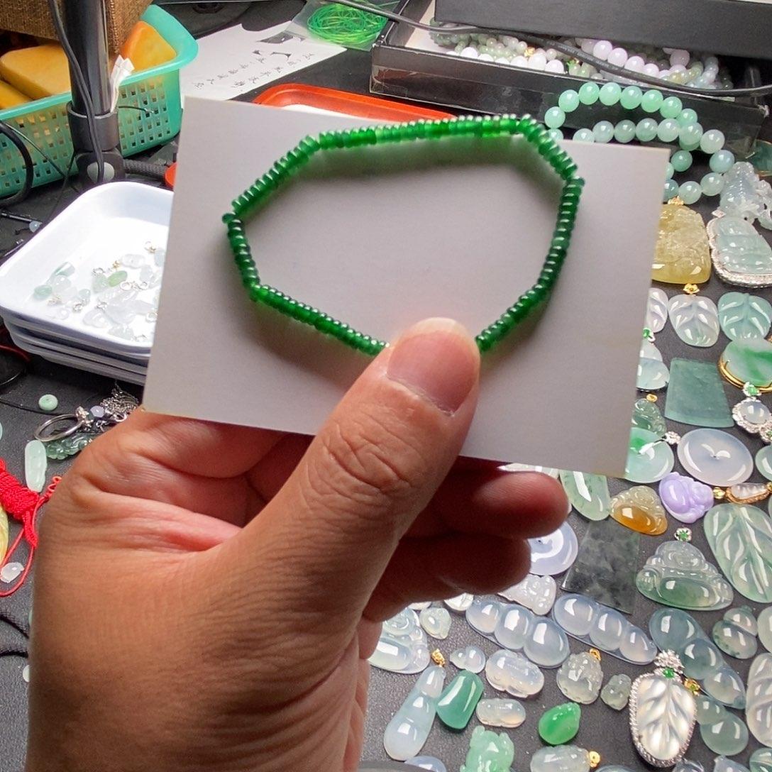 翡翠未镶嵌颈饰天然