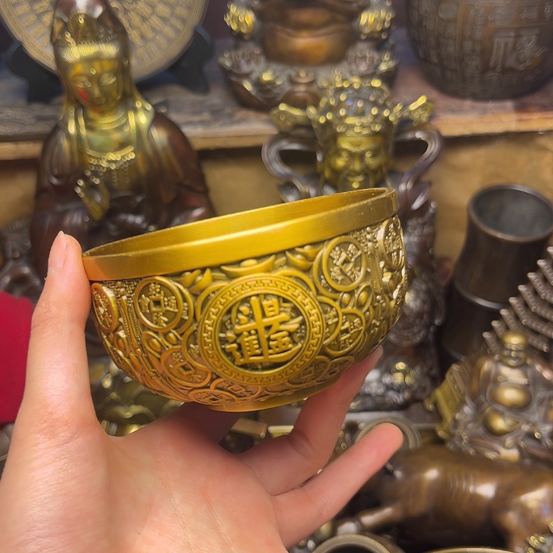 铜器摆件制作工的