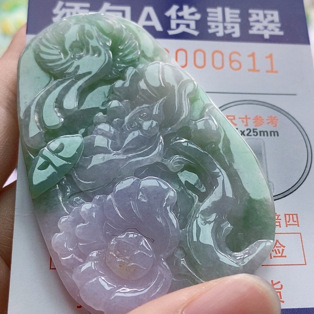 吊坠(不含链)未镶嵌翡翠