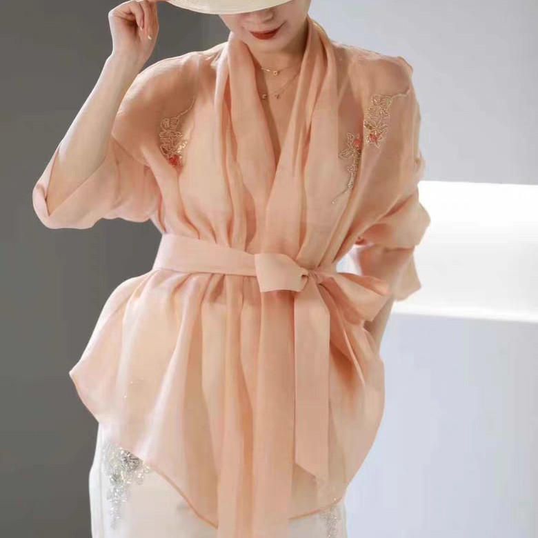 LAMAISONJADE 玉琼国风25SS 朦胧纱感珠片花点缀交领衬衫外套