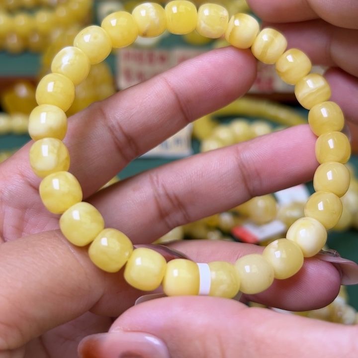 蜜蜡未镶嵌珠宝奇石