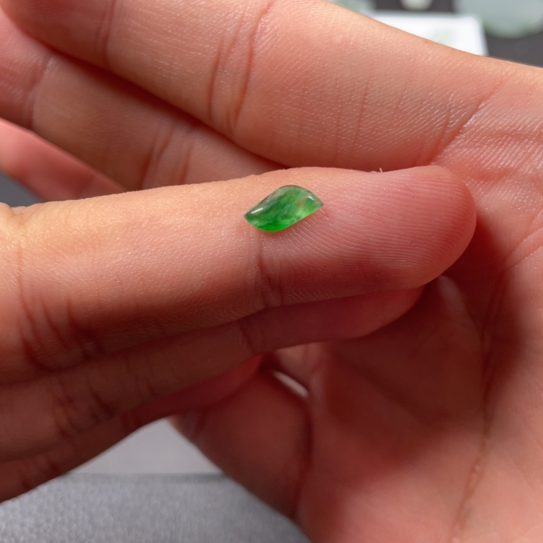 心***蔓翡翠未镶嵌挂件翡翠珠宝翡翠珠宝