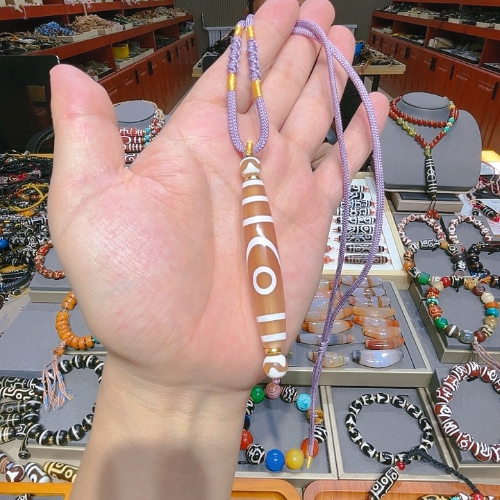 未镶嵌玛瑙/玉髓珠宝奇石