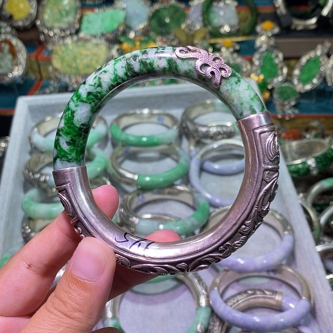散珠翡翠57.6圈口炸