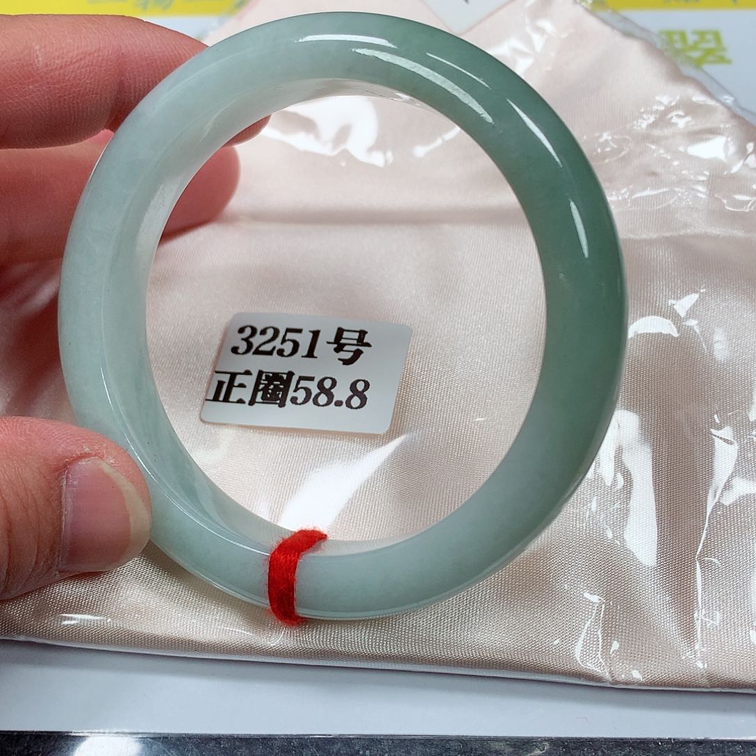 【闪购商品】翡翠手镯未镶嵌3251号