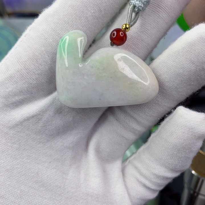 翡翠未镶嵌挂件片料