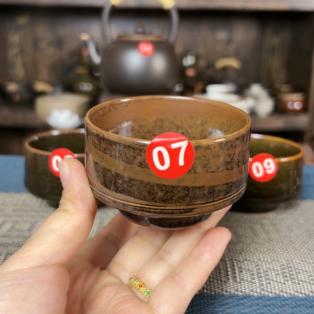 纯手工搅胎上釉马蹄杯