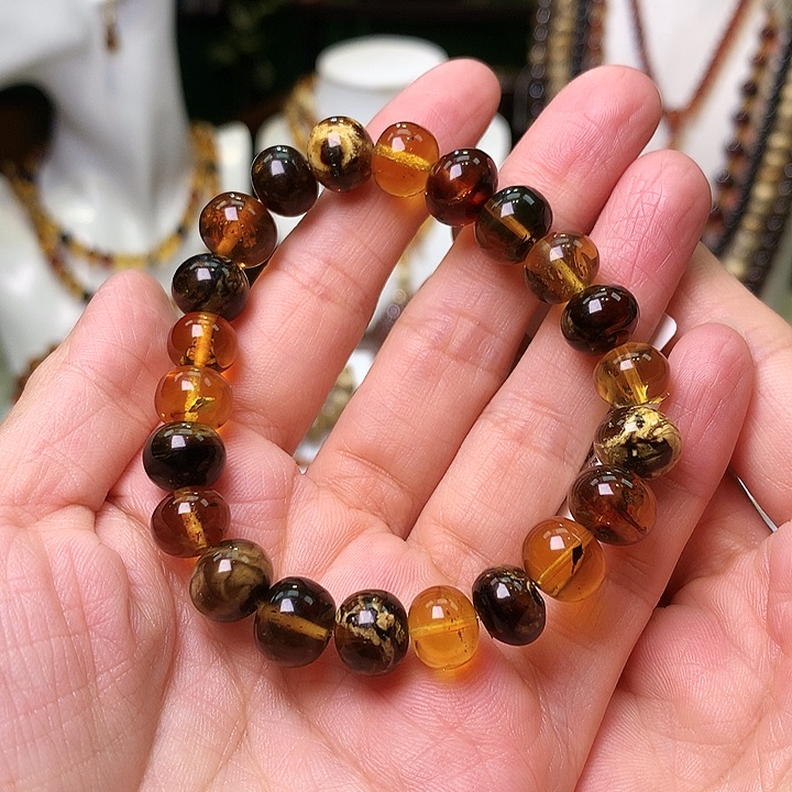 琥珀裸石未镶嵌抚顺琥珀