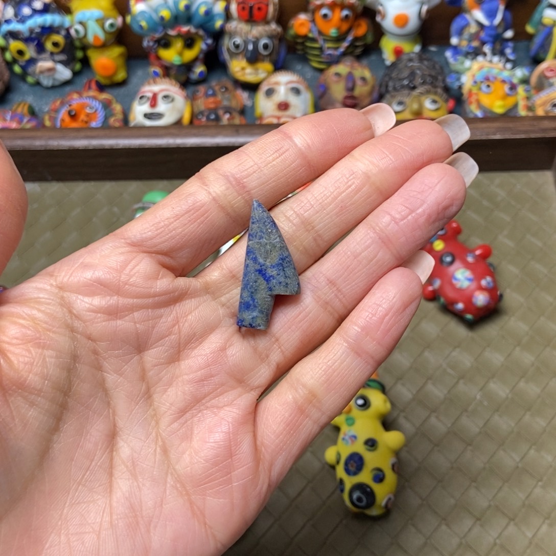 颈饰琉璃咩咩转拍