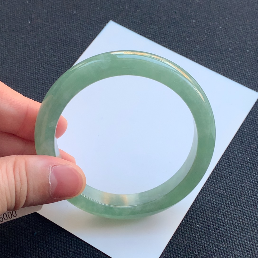 翡翠未镶嵌手镯3号