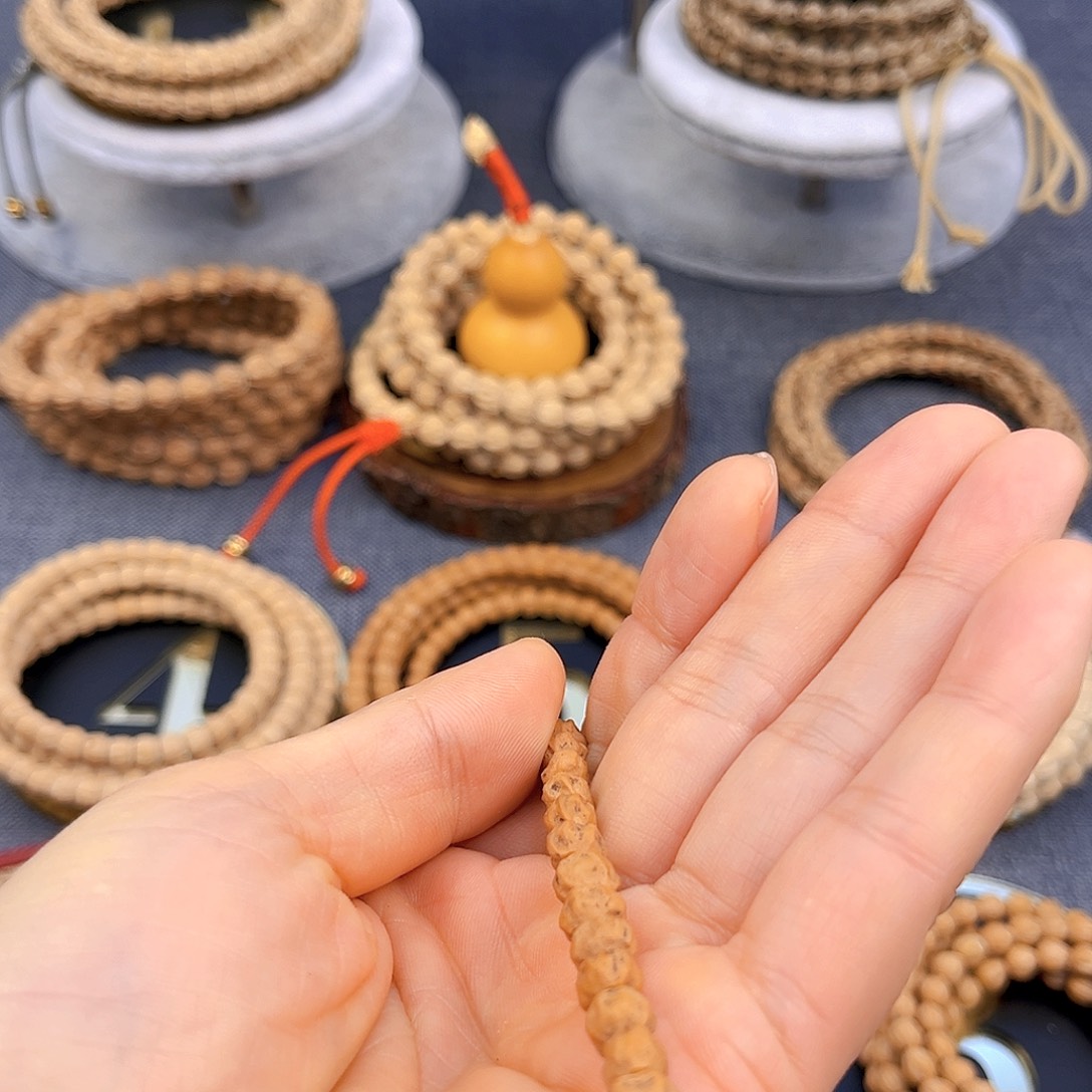 棉***糖柏香籽/百香籽吊坠