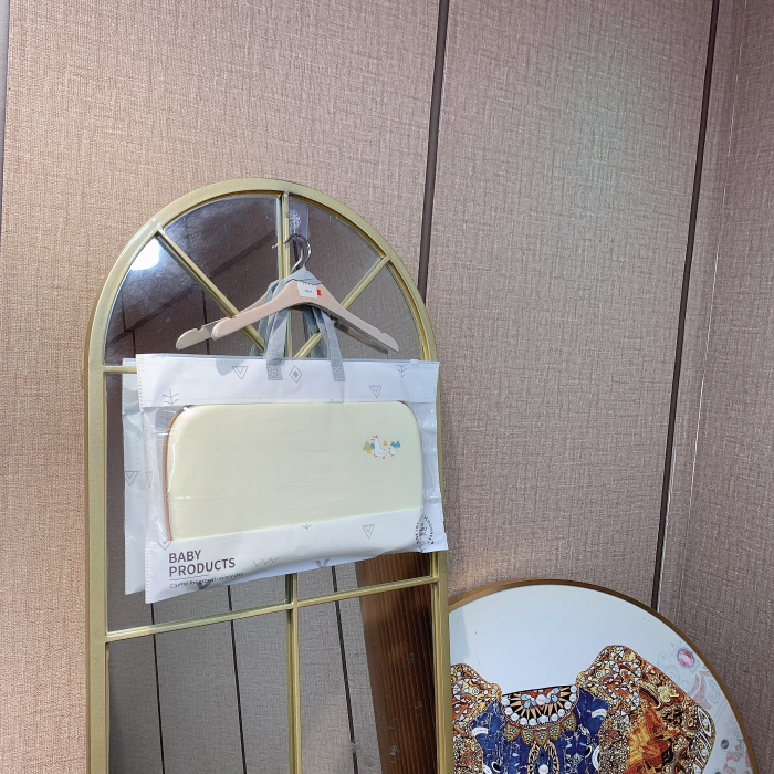 ZT282   宝宝黄色亲水棉枕头   45*25*3  1岁以上