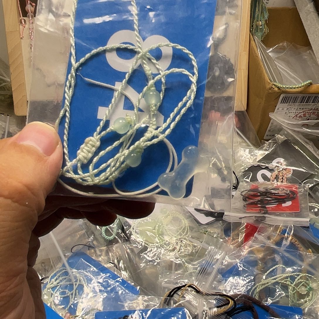 蛇纹石玉合金颈饰