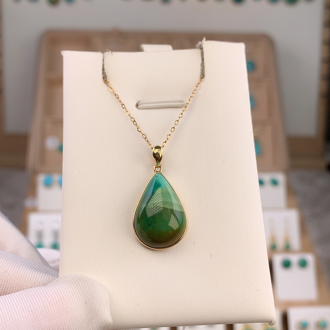 绿松石18K金镶嵌吊坠(不含链)