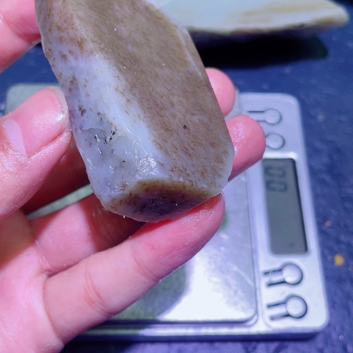 和田玉未镶嵌珠宝半成品