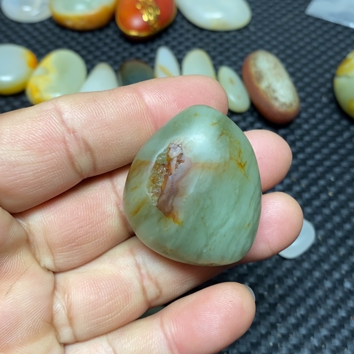 和田玉（白玉）珠宝奇石未镶嵌