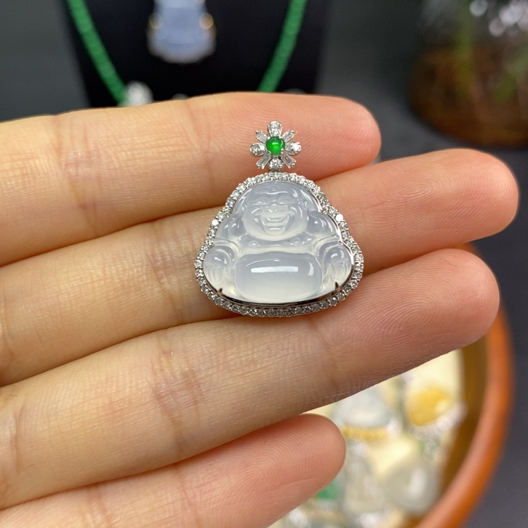 颈饰18K金镶嵌翡翠翡翠